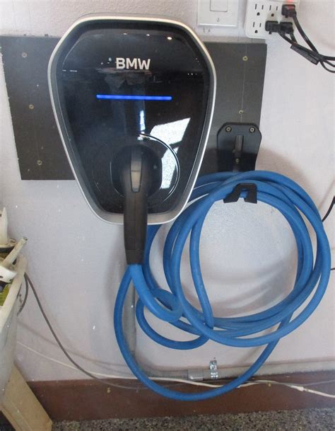 BMW wall box installation